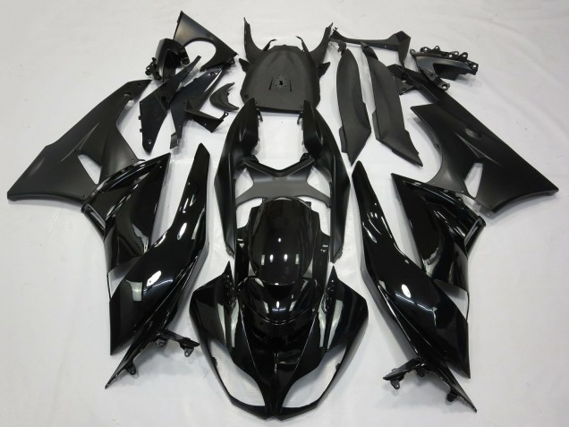 Kawasaki ZX6R Motorrad Verkleidung 2009-2012 - Glanzendes Schwarz Matt Schwarz