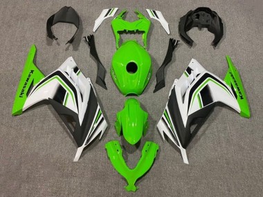 Kawasaki EX300 Motorrad Verkleidung 2013-2017 - Grun Weiss Schwarz Streifen